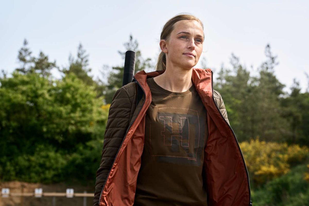 Härkila Damen Jagdjacke Kalix HSP in Shadow brown/Arabian spice – offen getragen