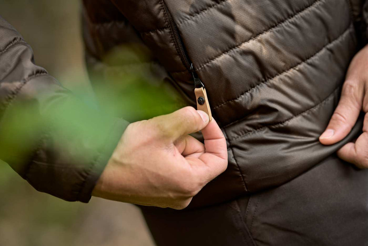 Härkila Damen Jagdjacke Kalix HSP in Shadow brown/Arabian spice – Seitentasche